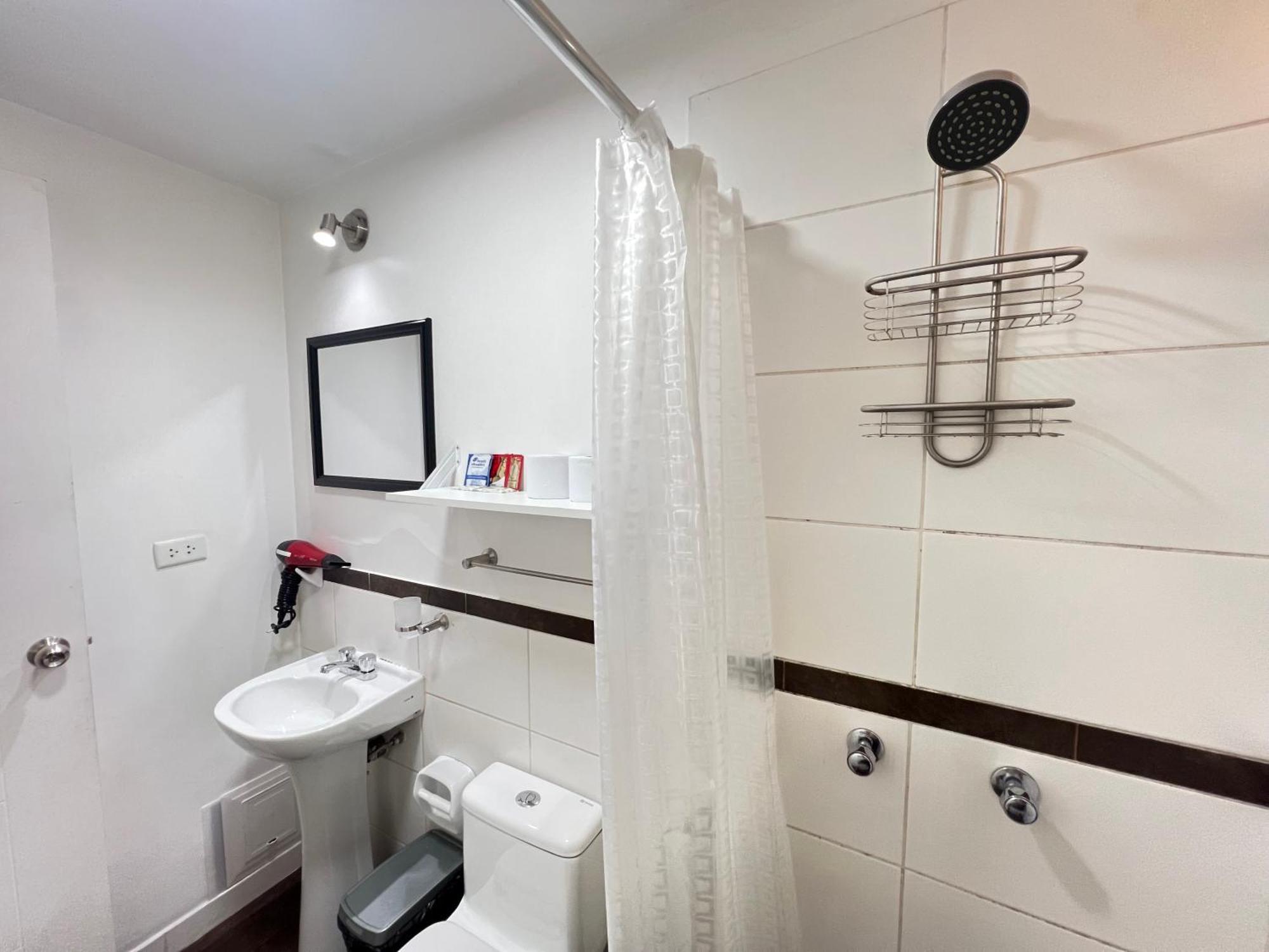 Downtown Lima Apt With May Promo Book & Save Big Exterior foto